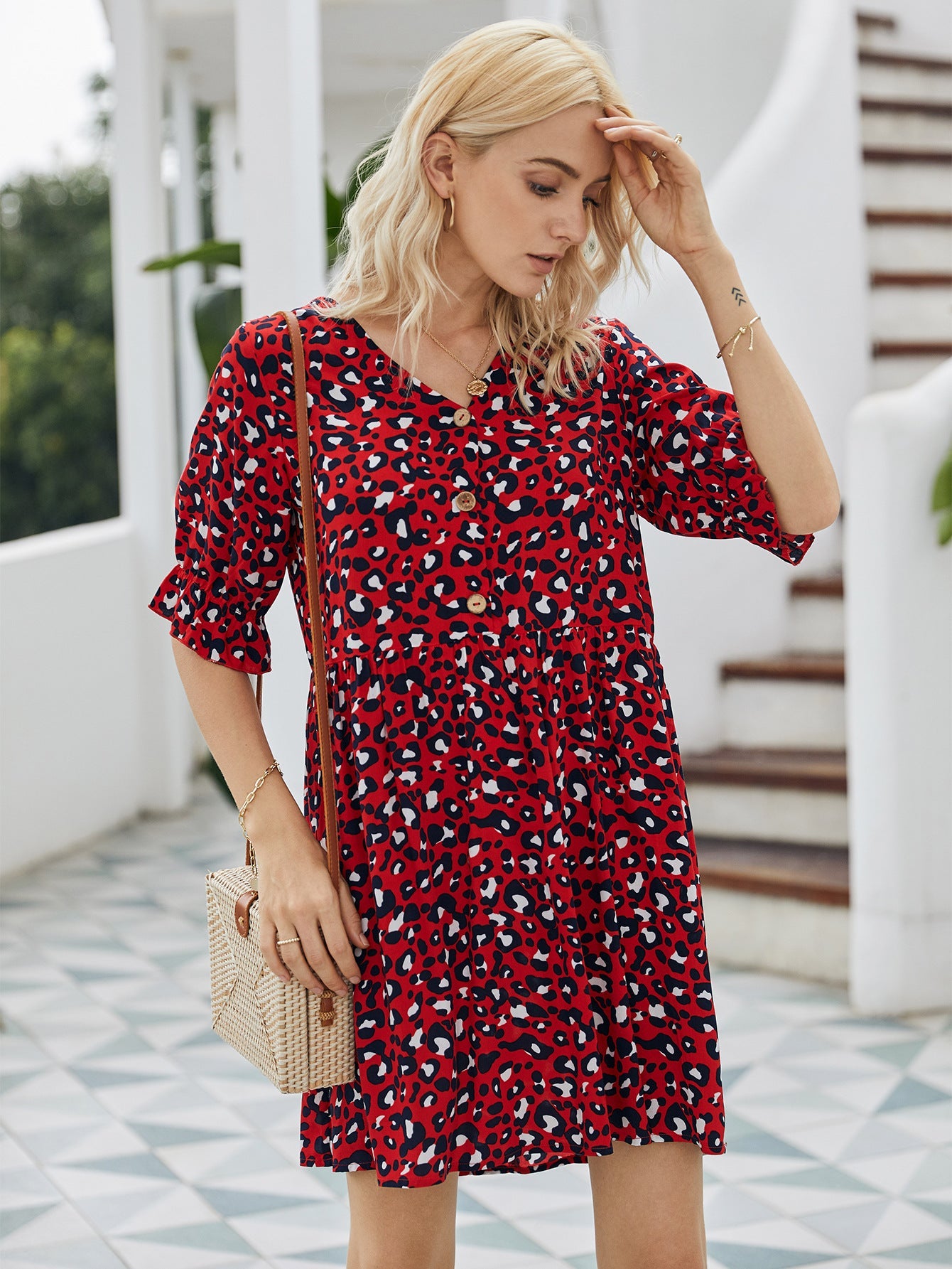 Beautifully Crafted Dress in a Classic Style
