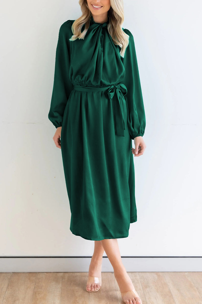 Well Tailored Dress with a Graceful Silhouette