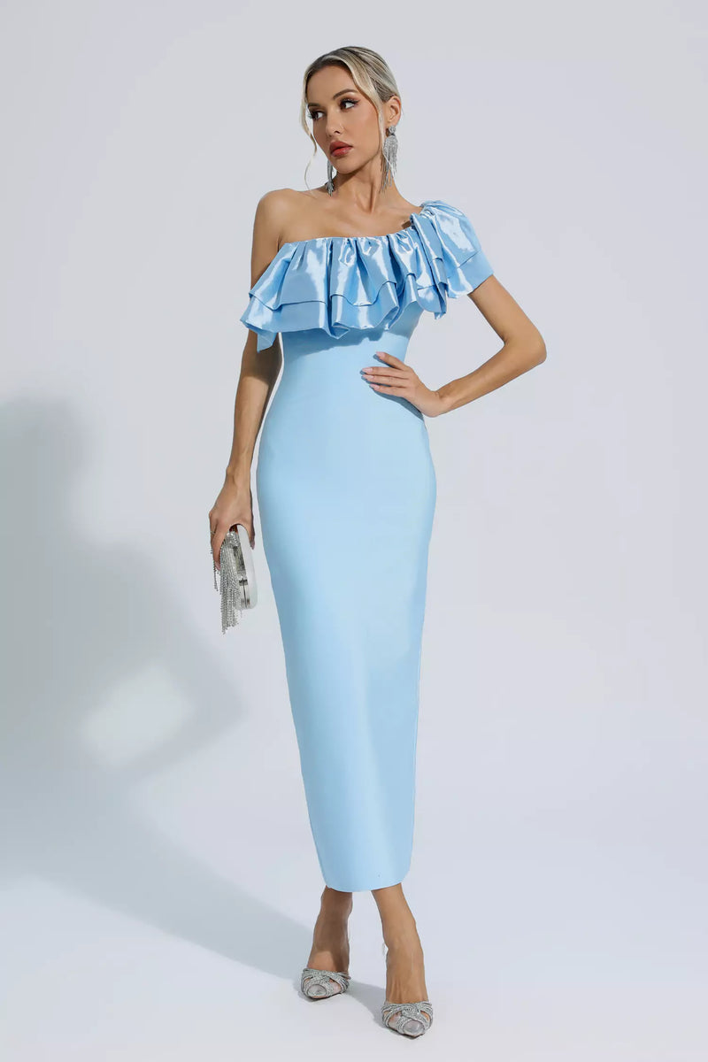 Gracefully Styled Dress for Any Occasion