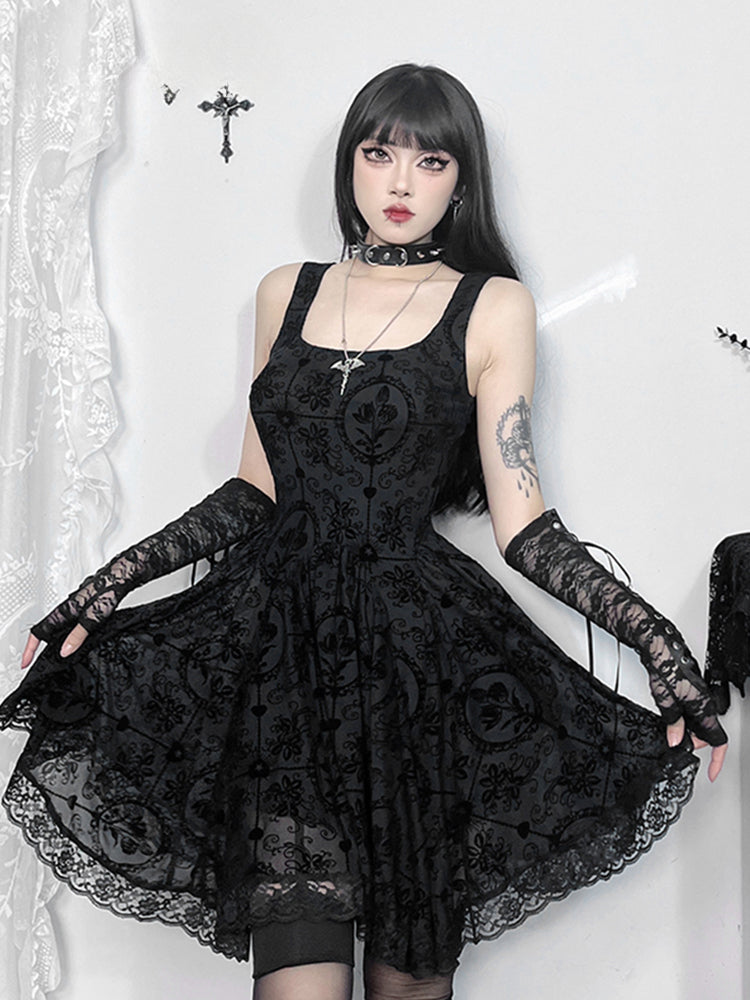 Classic Vintage & Enduringly Stylish Dress