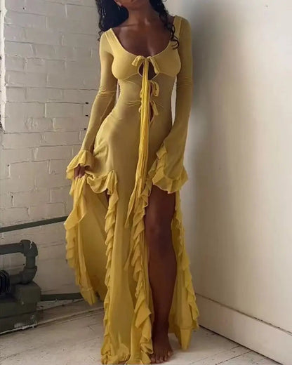 Beautifully Finished Dress in a Timeless Design