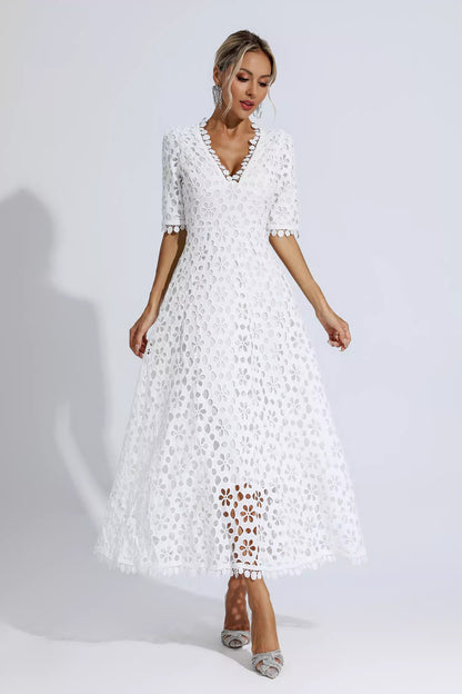 Beautifully Crafted Dress in a Classic Style
