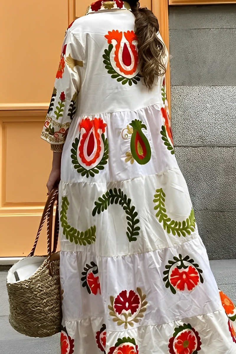 Beautifully Finished Dress in a Timeless Design