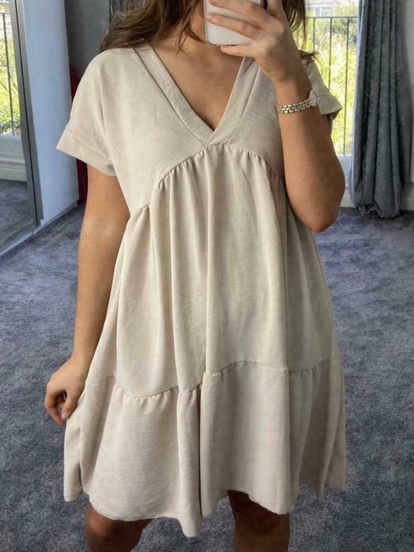 Effortlessly Elegant Dress with a Timeless Design