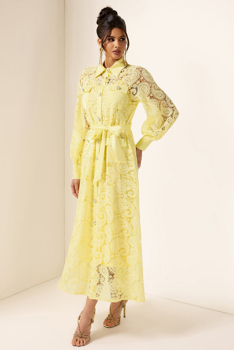 Effortlessly Elegant Dress with a Timeless Design