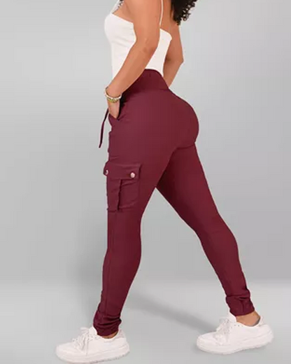 Effortlessly Elegant Pants with a Timeless Design