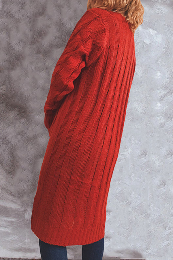 Well Tailored Garment with a Graceful Silhouette