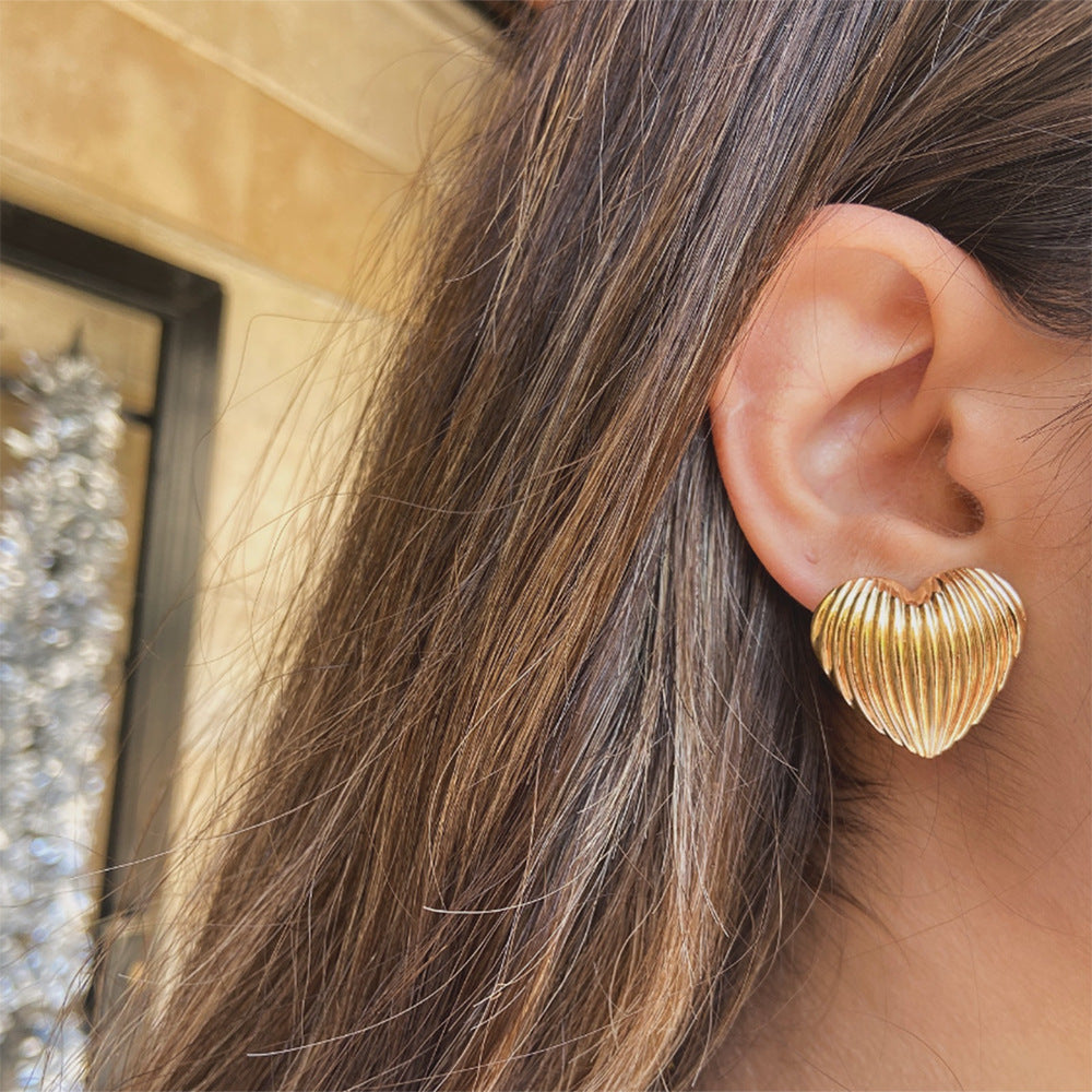 Vintage Handmade Gold Earring