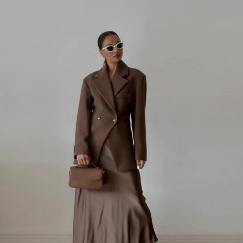 Polished Garment with an Effortless Classic Look
