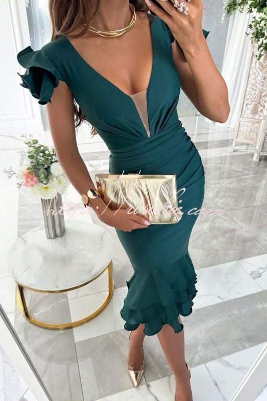 Beautifully Crafted Dress in a Classic Style