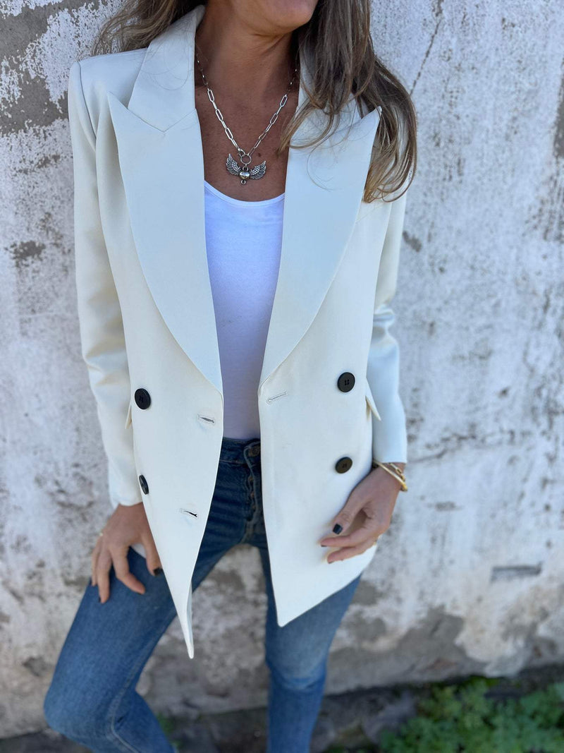 Beautifully Finished Jacket in a Timeless Design