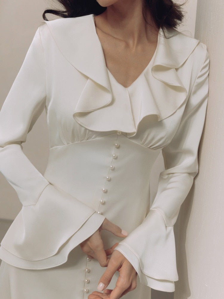 Beautifully Crafted Dress in a Classic Style