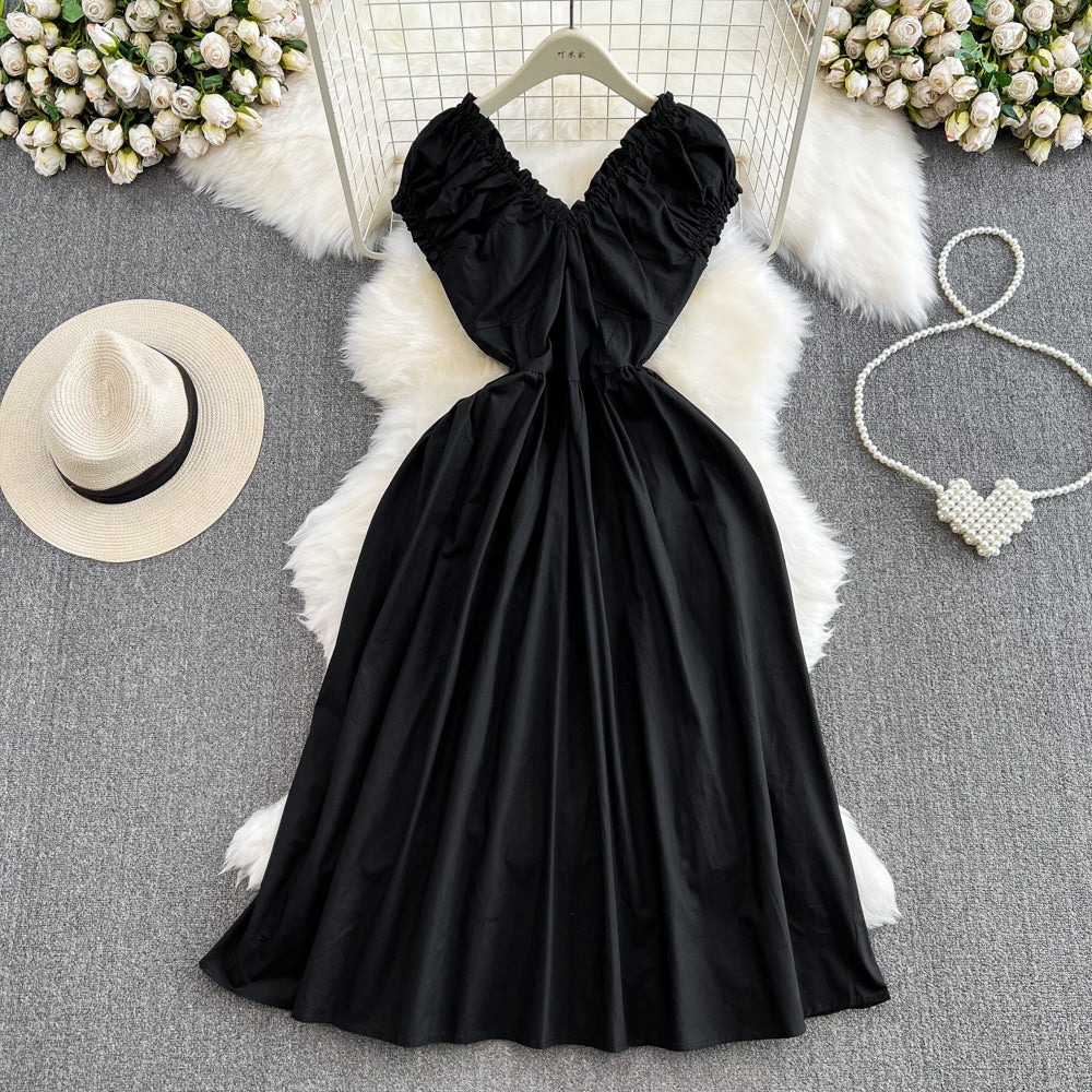 Classic Vintage Dress with a Flattering Fit