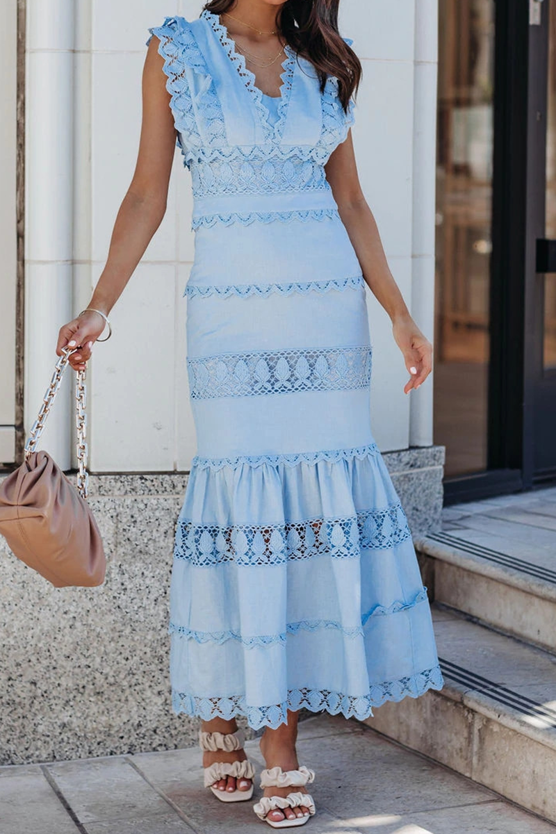 Gracefully Styled Dress for Any Occasion