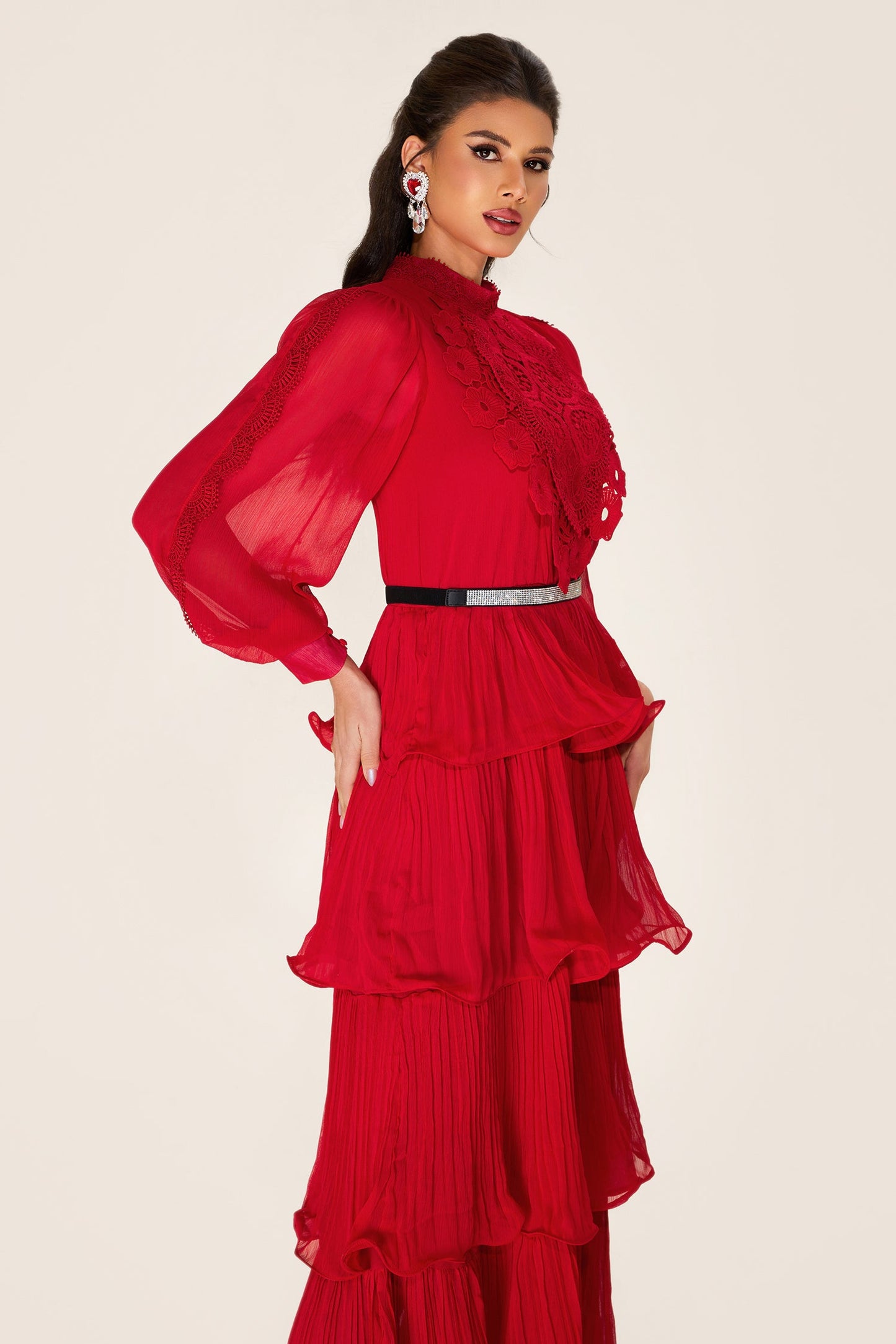 Beautifully Crafted Dress in a Classic Style