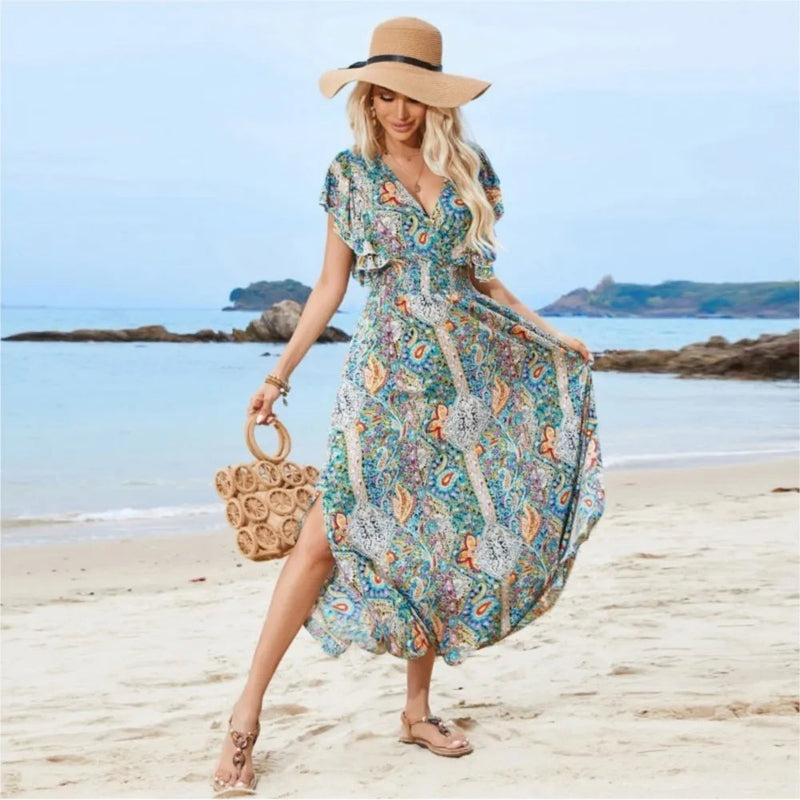 Gracefully Styled Dress for Any Occasion