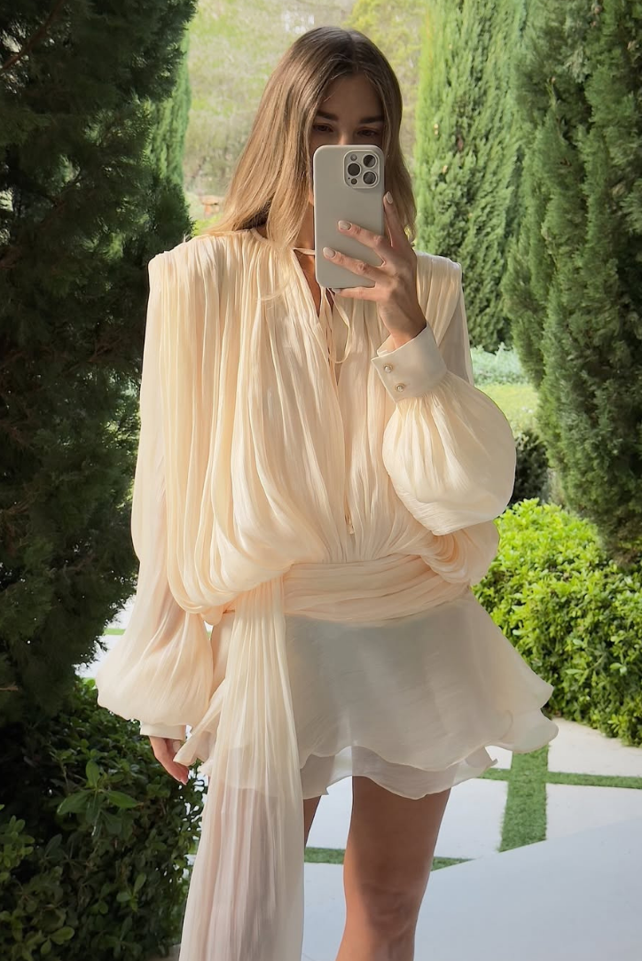 Gracefully Styled Dress for Any Occasion