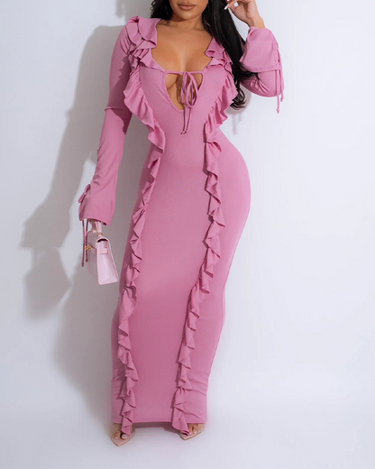 Beautifully Finished Dress in a Timeless Design