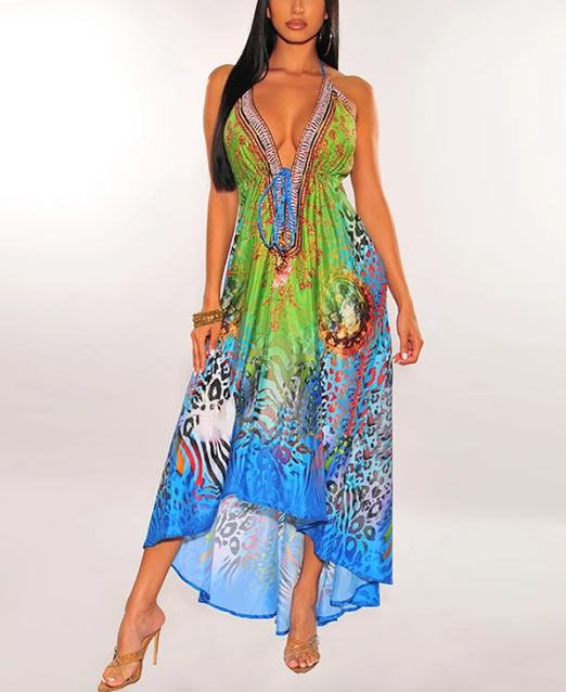 Gracefully Styled Dress for Any Occasion