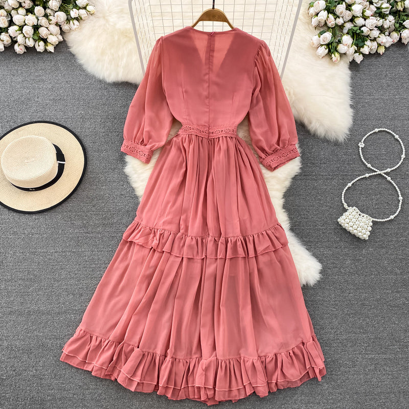 Classic Vintage & Enduringly Stylish Dress