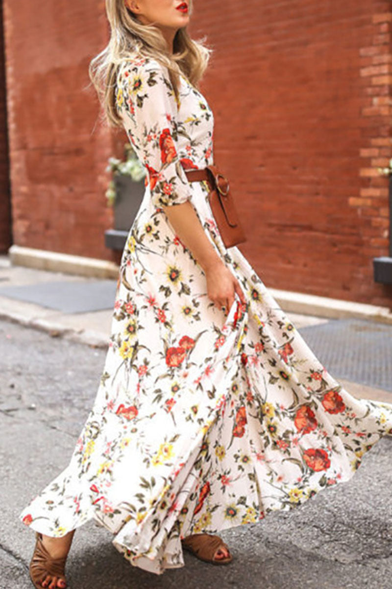 Classic Vintage Dress with a Flattering Fit