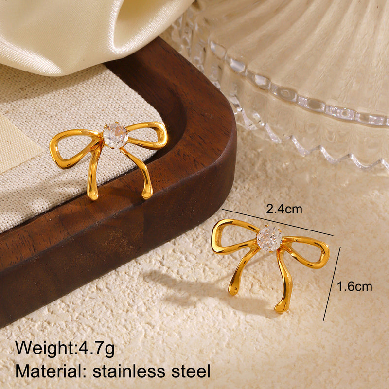 Beautiful Gold Earring with Unique Style