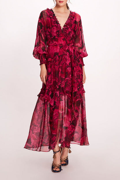 Well Tailored Dress with a Graceful Silhouette