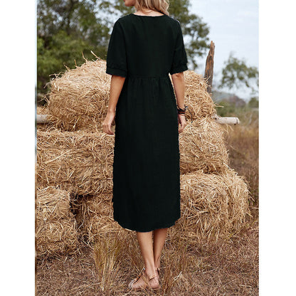 Classic Vintage Dress with a Flattering Fit