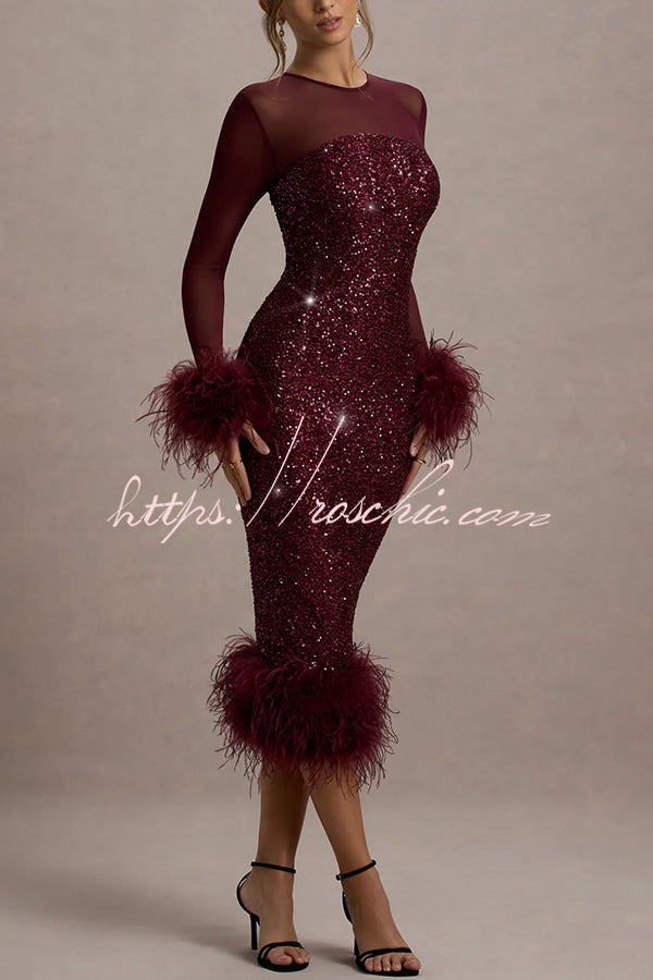 Beautifully Finished Dress in a Timeless Design