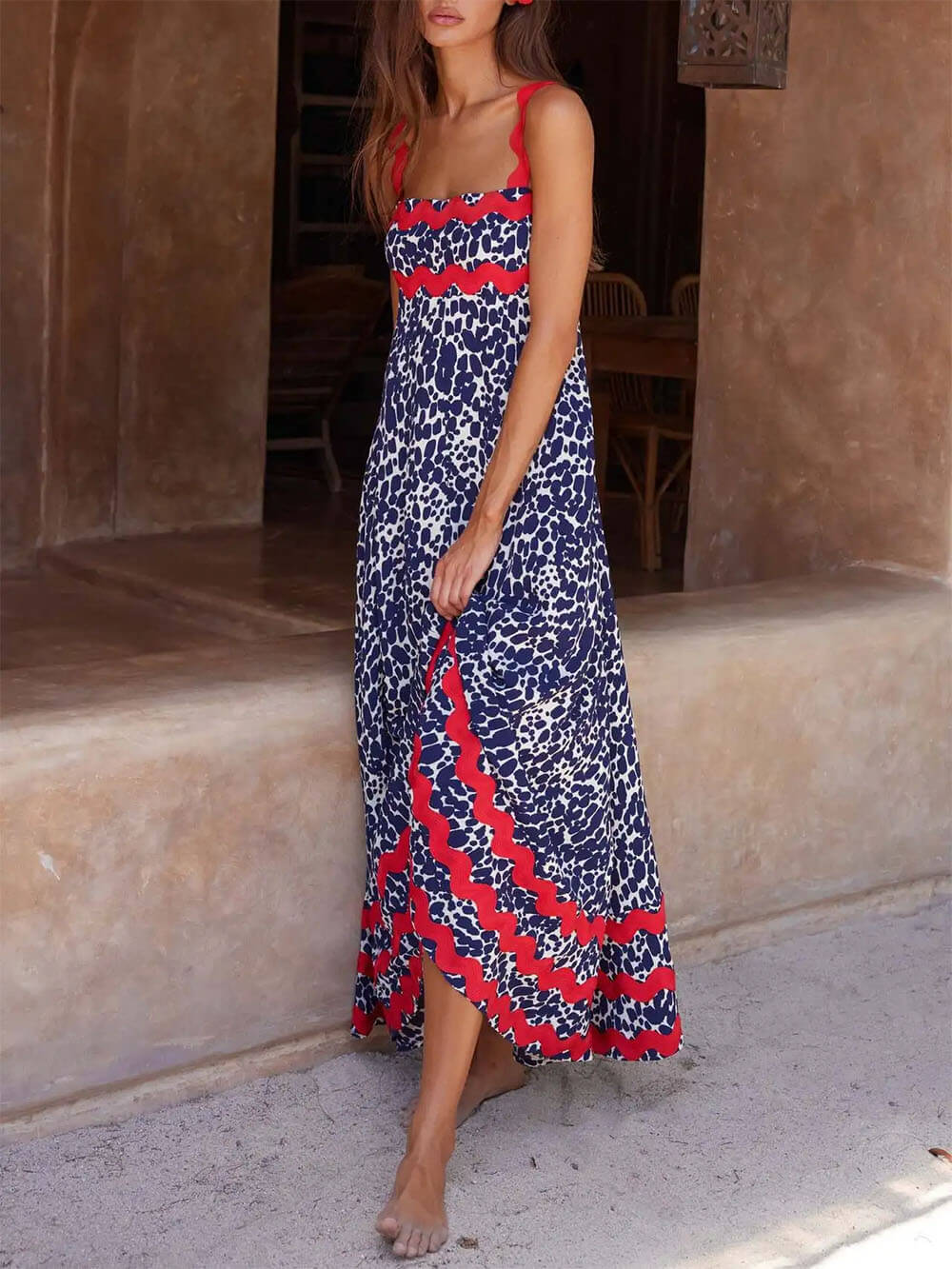 Sophisticated Dress with a Clean Classic Look