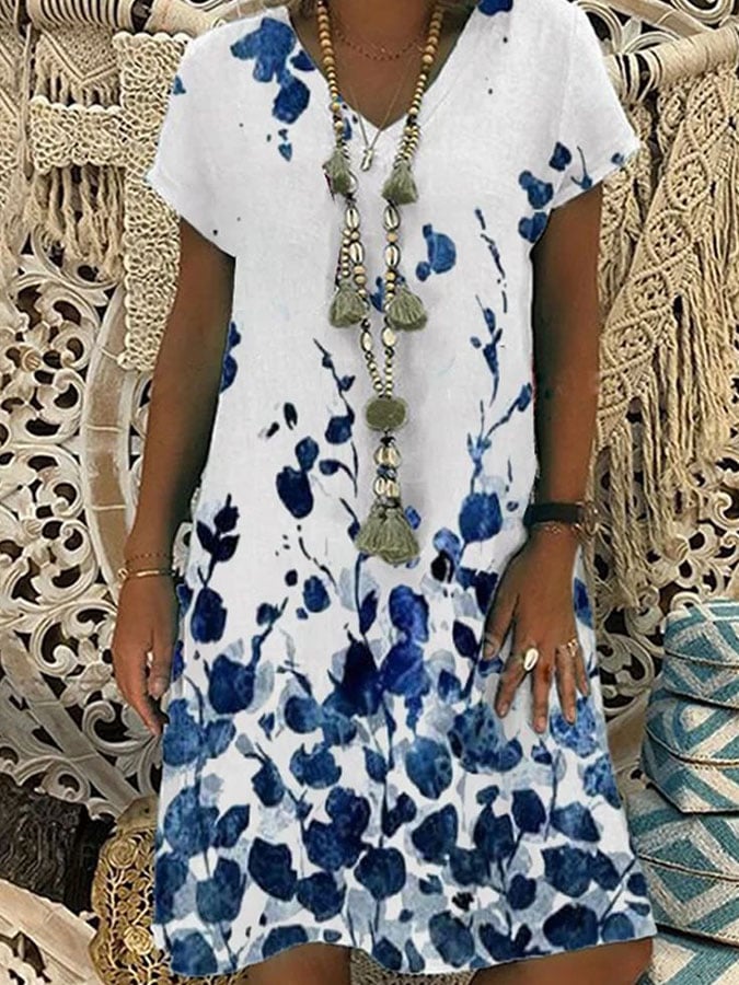 Well Tailored Dress with a Graceful Silhouette