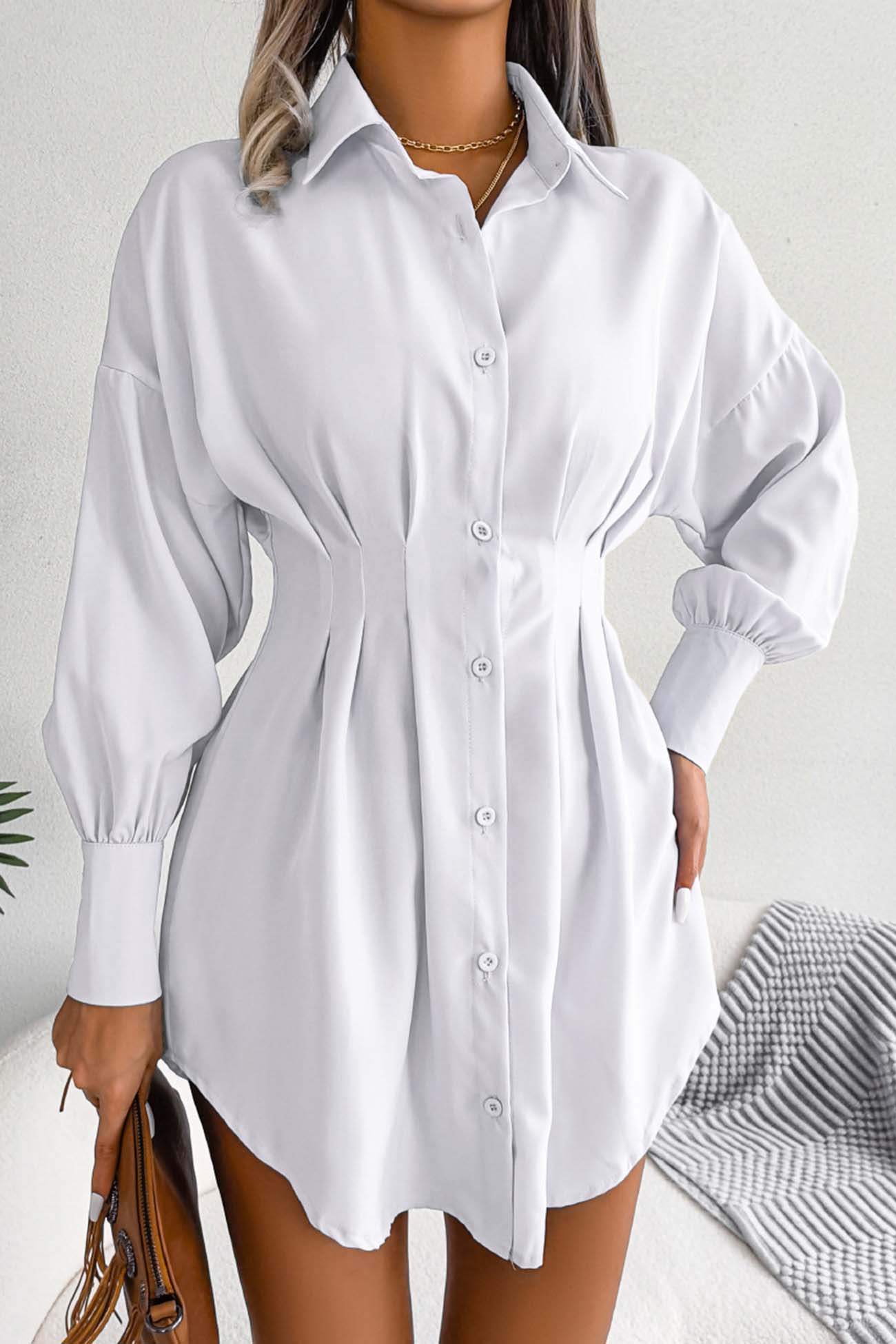 Beautifully Crafted Dress in a Classic Style