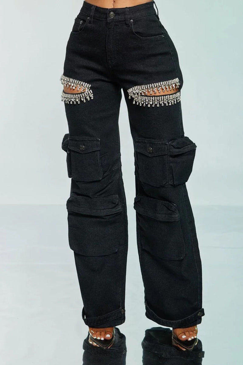 Well Tailored Garment with a Graceful Silhouette