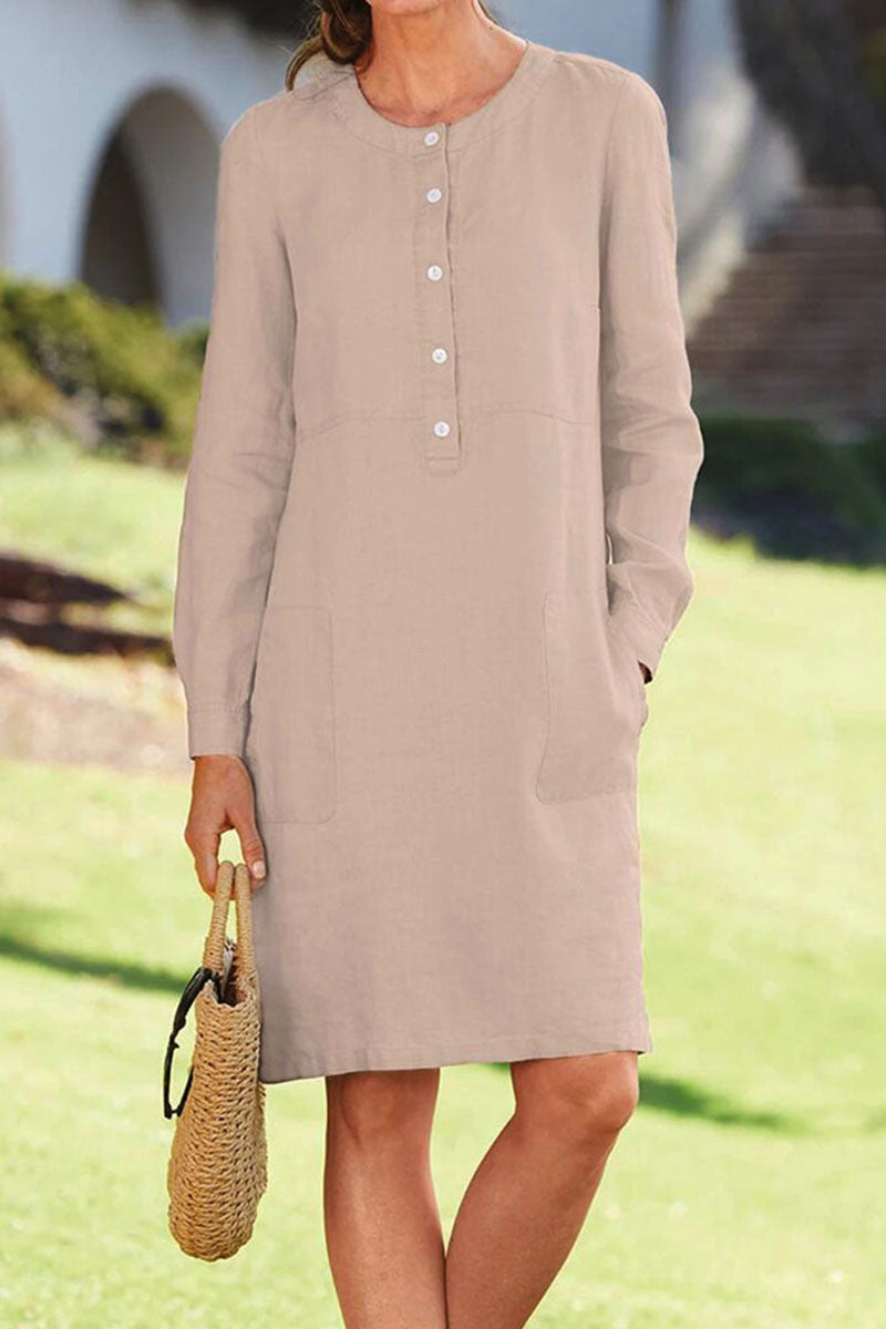 A Vintage Style Dress with Delicate Timeless Details
