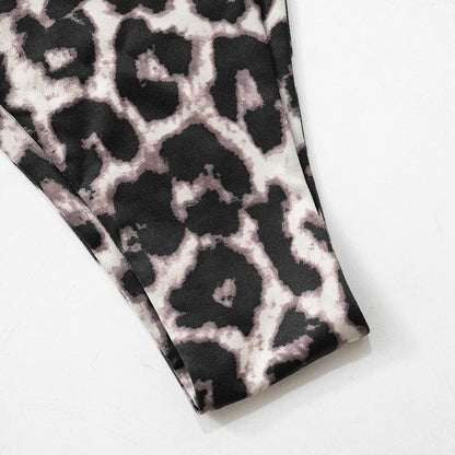 Well Tailored Garment with a Graceful Silhouette