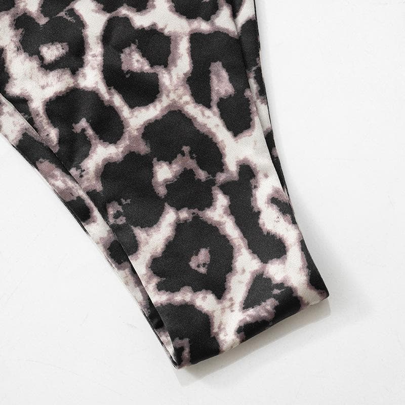 Well Tailored Garment with a Graceful Silhouette