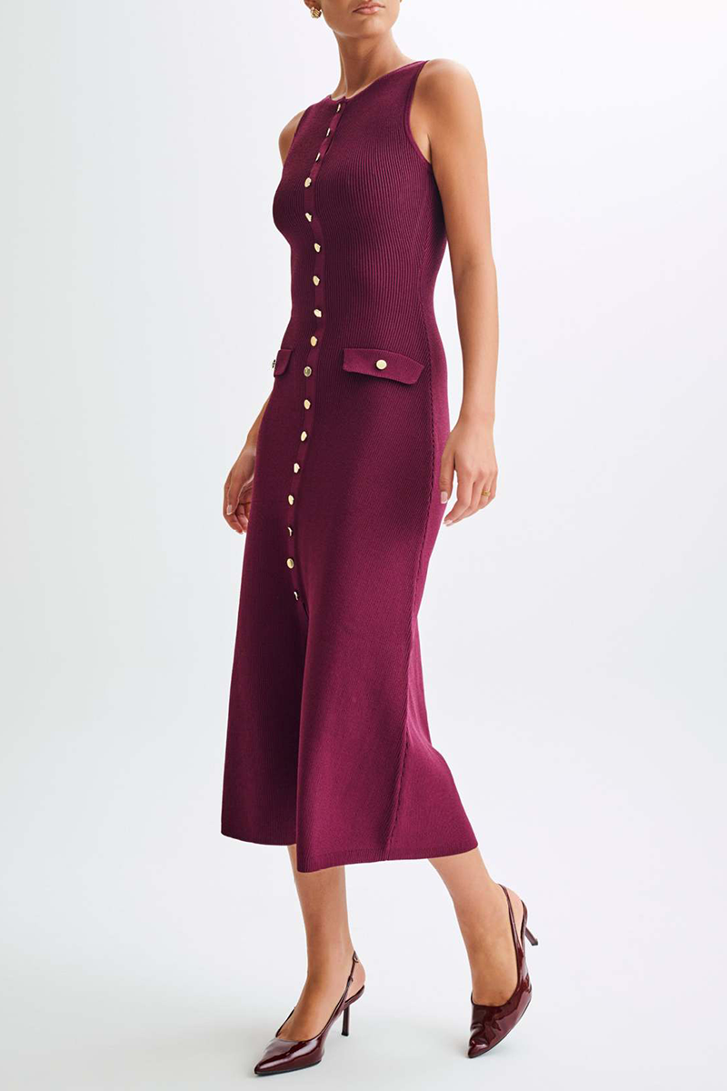 Classic Vintage Dress with a Flattering Fit