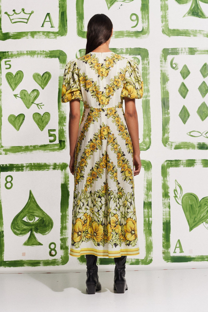Polished Dress with an Effortless Classic Look