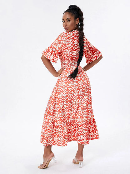 Gracefully Styled Dress for Any Occasion