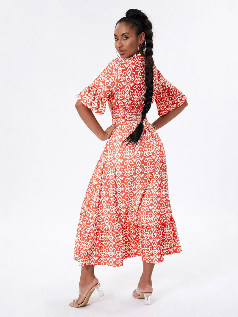 Gracefully Styled Dress for Any Occasion