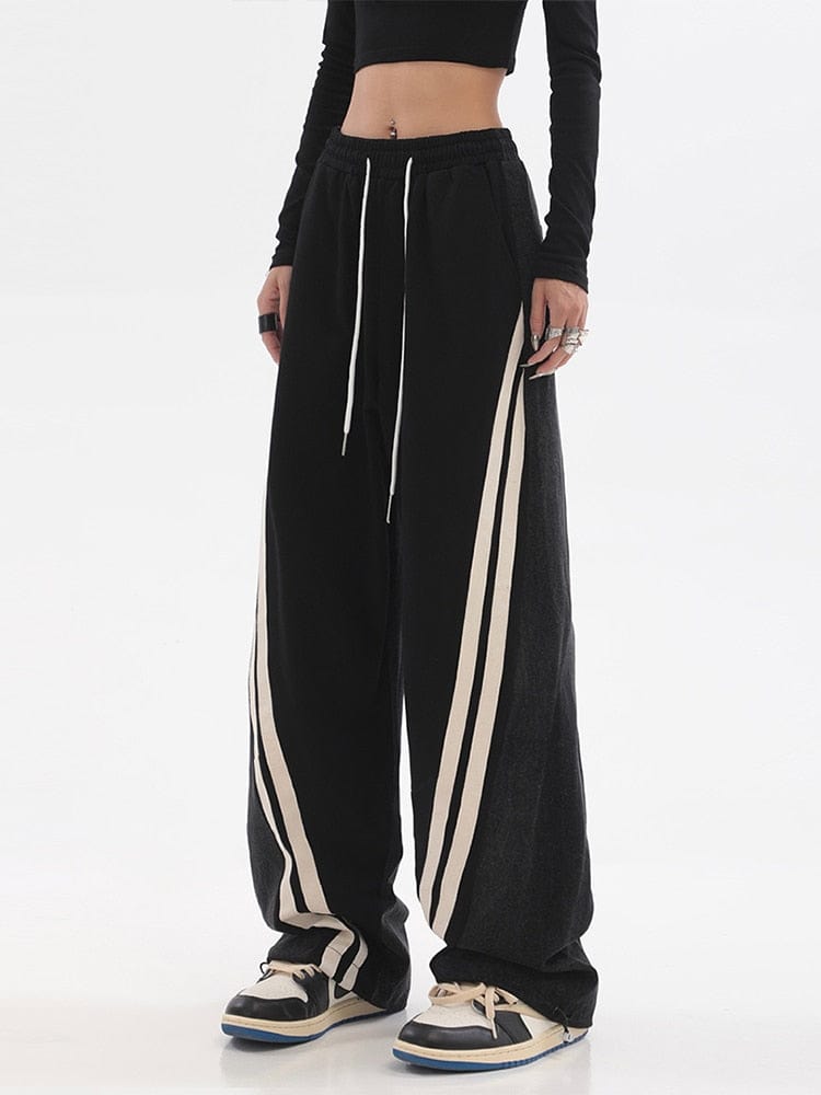 Effortlessly Elegant Pants with a Timeless Design
