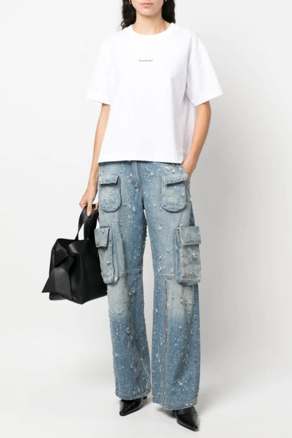 Sophisticated Garment with a Clean Classic Look