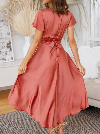 Sophisticated Dress with a Clean Classic Look