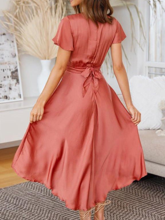 Sophisticated Dress with a Clean Classic Look