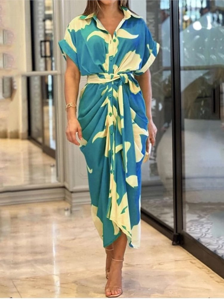 Classic Vintage & Enduringly Stylish Dress