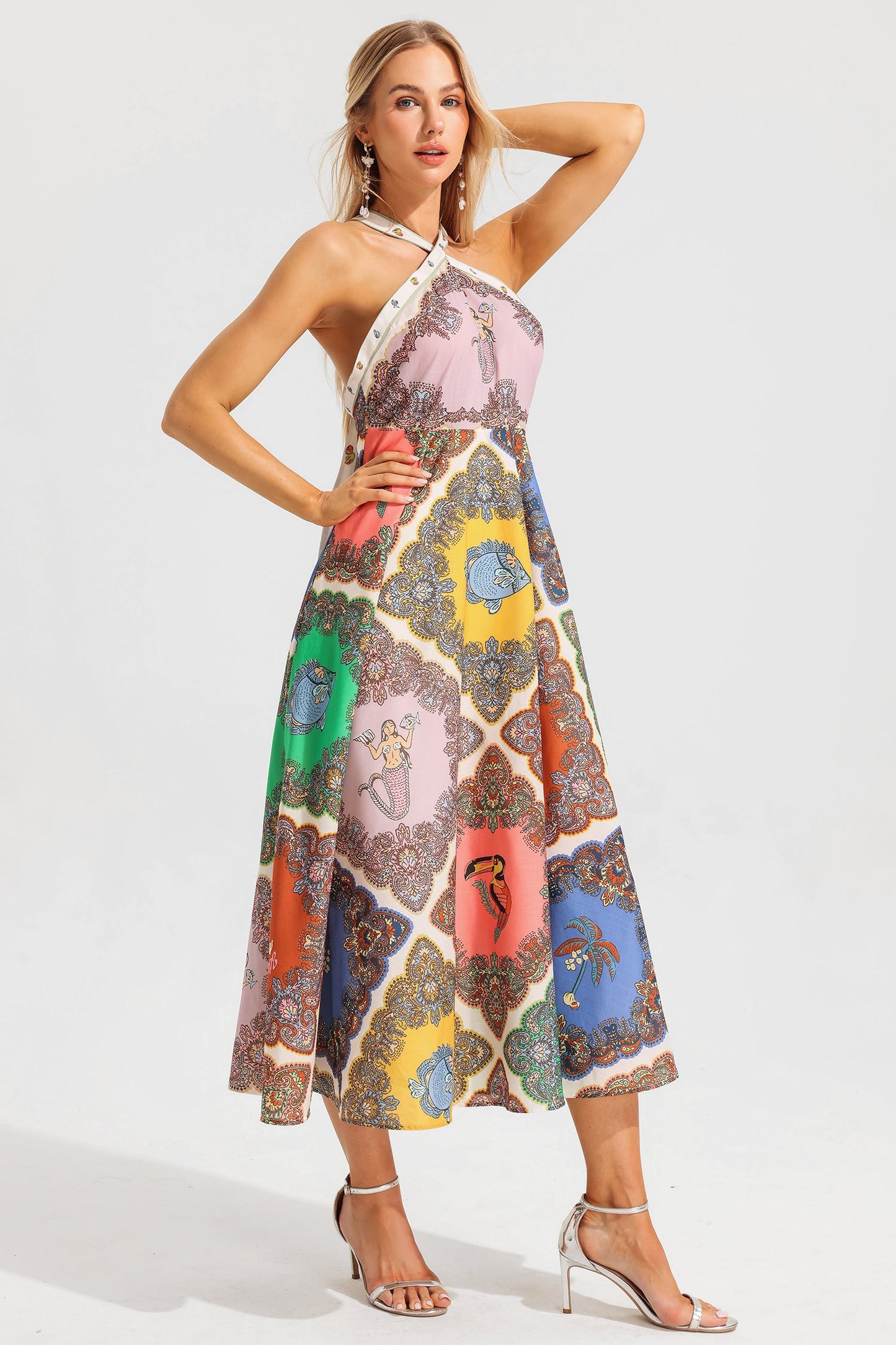 Effortlessly Elegant Dress with a Timeless Design
