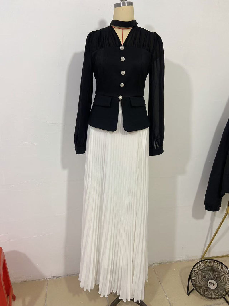 Sophisticated Dress with a Clean Classic Look