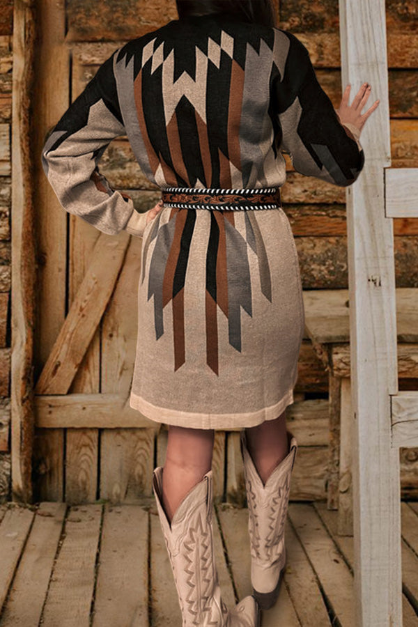 Sophisticated Dress with a Clean Classic Look