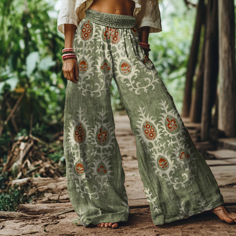 Effortlessly Elegant Pants with a Timeless Design