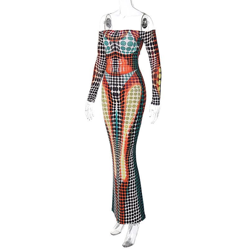Well Tailored Dress with a Graceful Silhouette